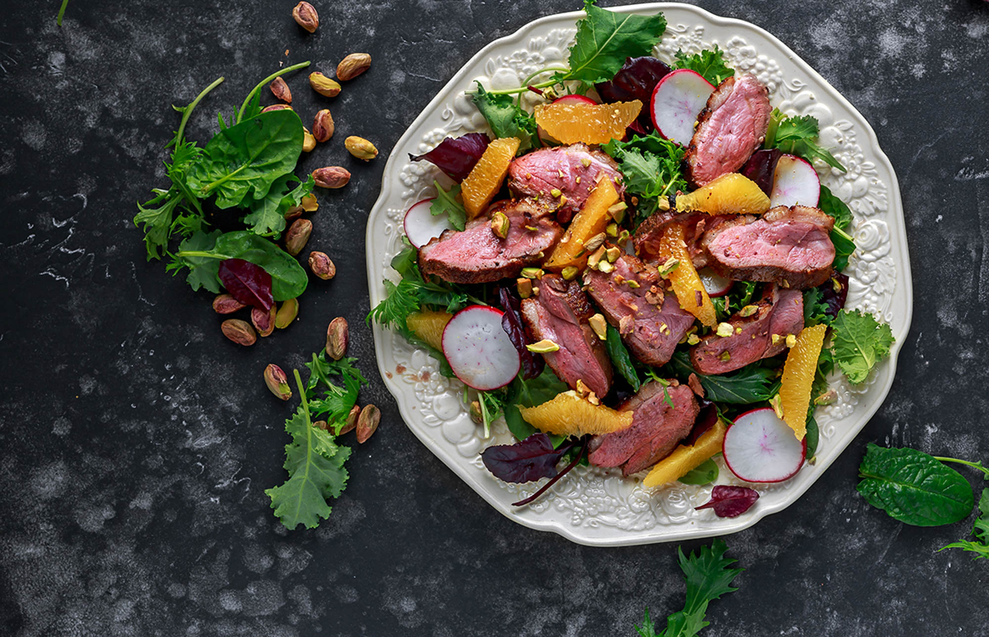 Erfrischender Salat mit Entenbrust, Orange &amp; Pistazie | Kaufnekuh ...