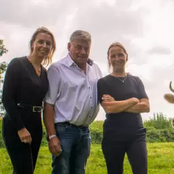 Jan, Jeanne & Mieke van Oers