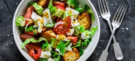 Panzanella (Italiaanse broodsalade)