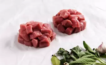 Cubes à brochette d'agneau