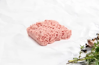 Kipgehakt van dijvlees
