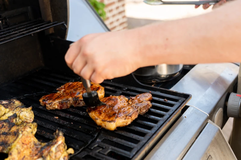 Sticky ribkarbonade van de barbecue