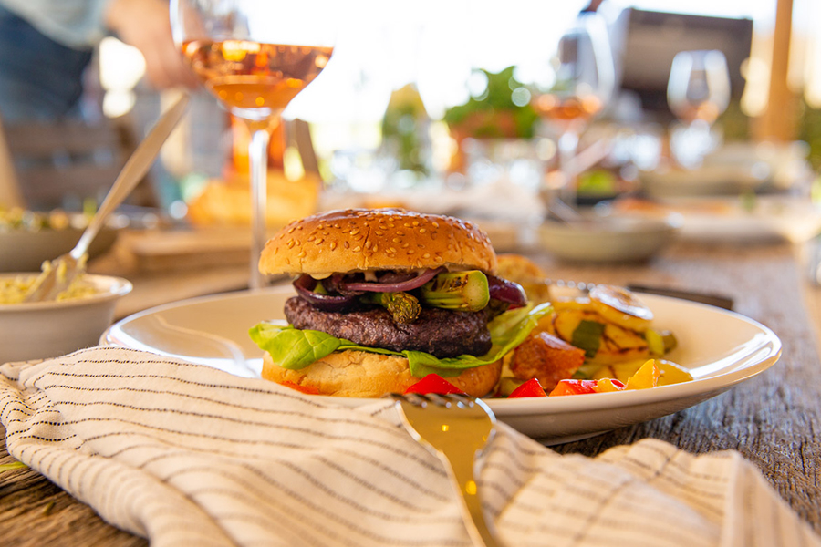 Burger aux asperges grillées
