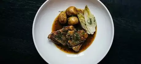 Braadkrabbetjes met witlof, opperdoezer, dragon en stroop