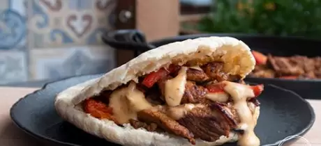 Pitabrood met shoarma