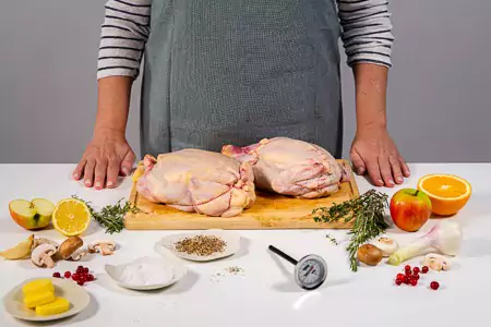 Haal de kippen een uur van te voren uit de koelkas