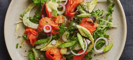 Venkelsalade met zalm en avocado