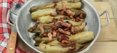 Endives braisées aux lardons