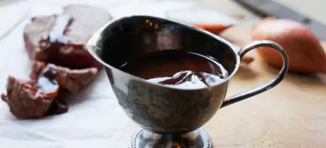 Rode wijn saus