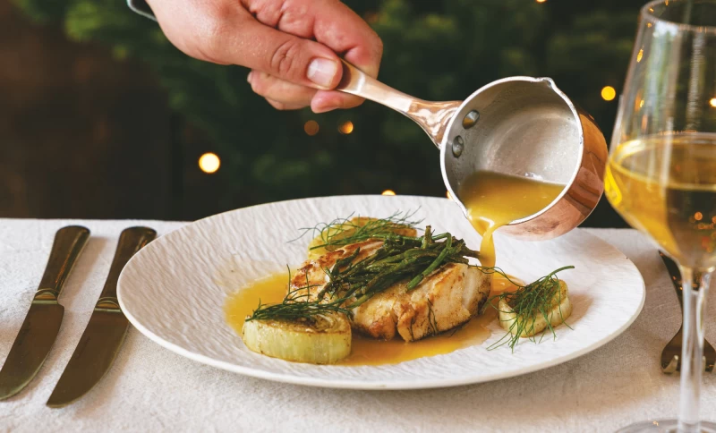 Wilde kabeljauw met beurre blanc, venkel & zeekraal