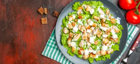 Salade légère au poulet grillé