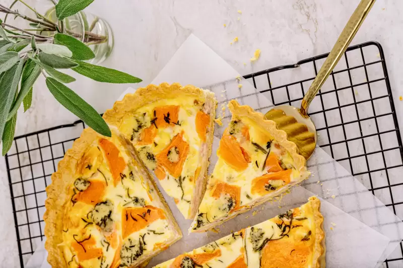 Quiche à la patate douce et aux lardons