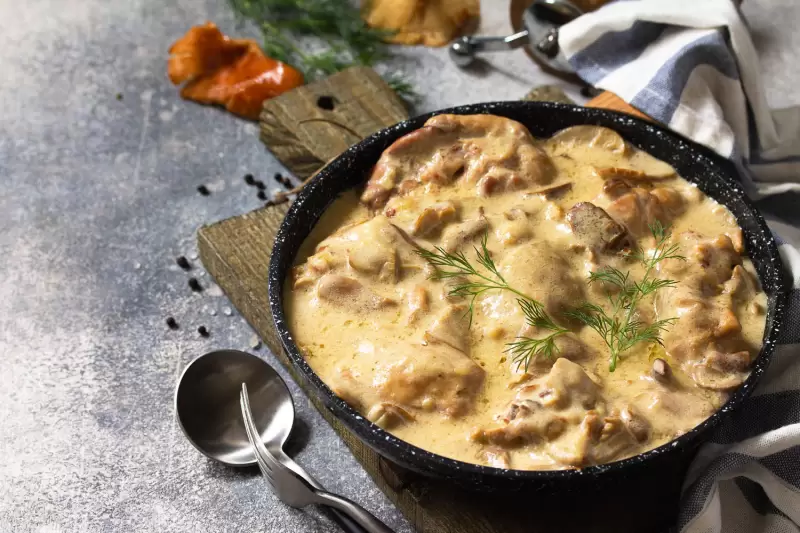 Geschnetzeltes van kip en champignons