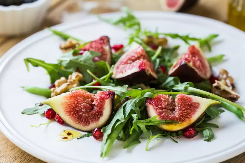 Salade met vijg en walnoot