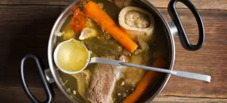 Zelfgemaakte bouillon