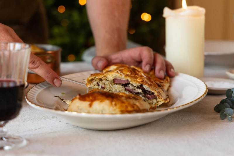 Zuurkool Wellington met wildrookworst