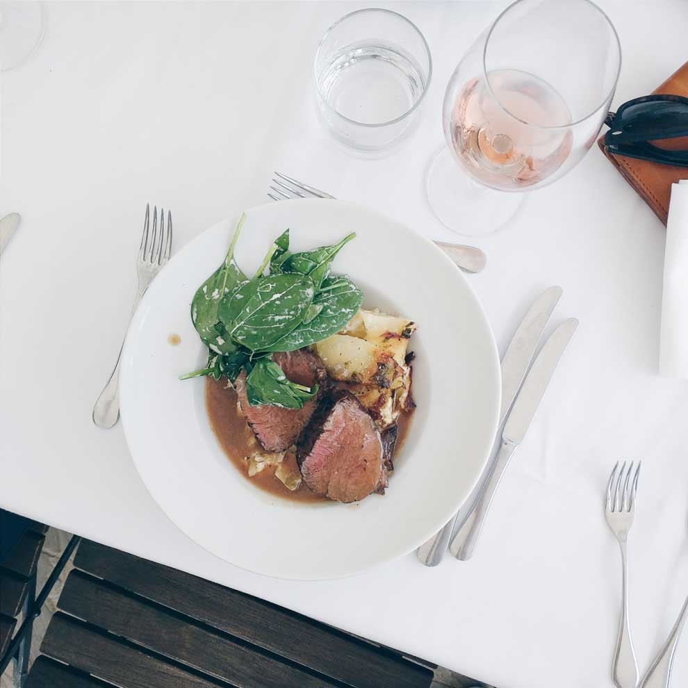 A picture of cooked roast beef